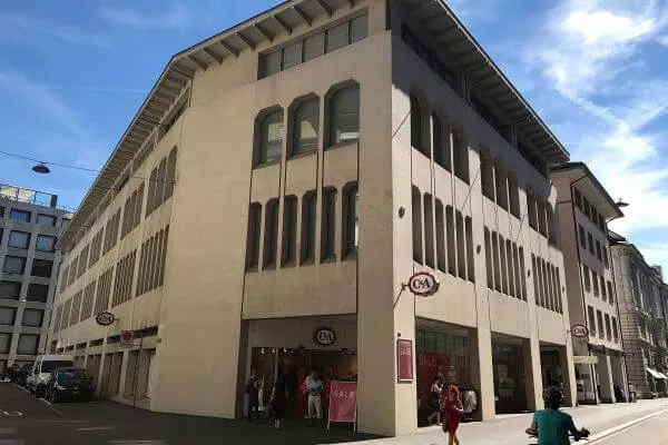 augenlaser-centrum-st-gallen-dr-schueller-02